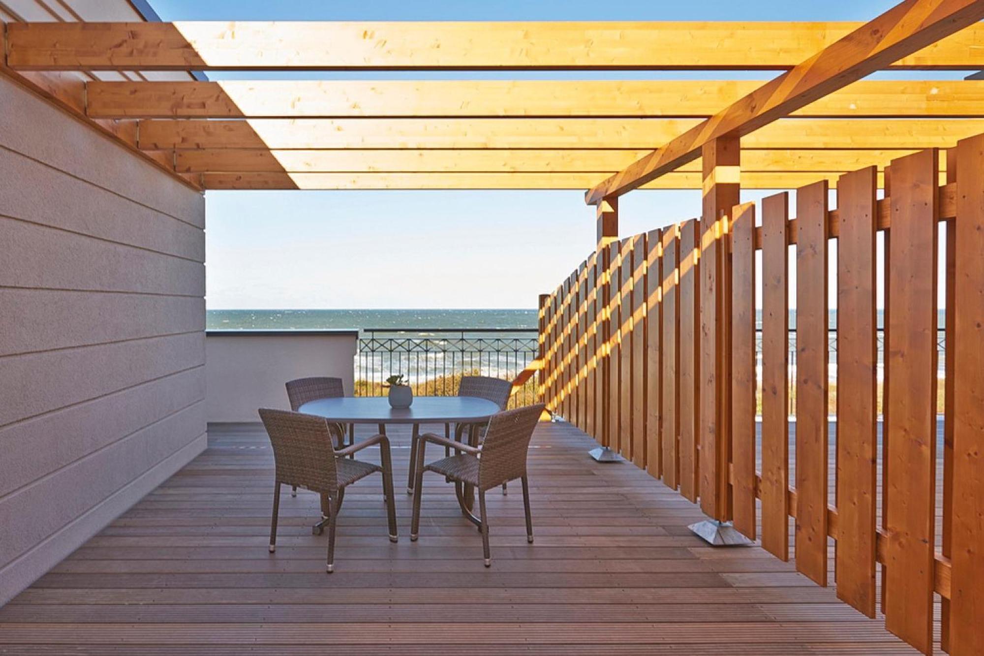 Börgerende-Rethwisch Aparthotel Waterkant Suites - Fewos Am Meer Mit Spa المظهر الخارجي الصورة