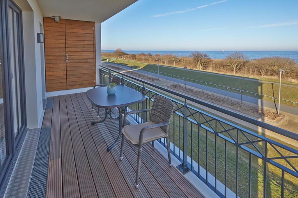 Börgerende-Rethwisch Aparthotel Waterkant Suites - Fewos Am Meer Mit Spa الغرفة الصورة