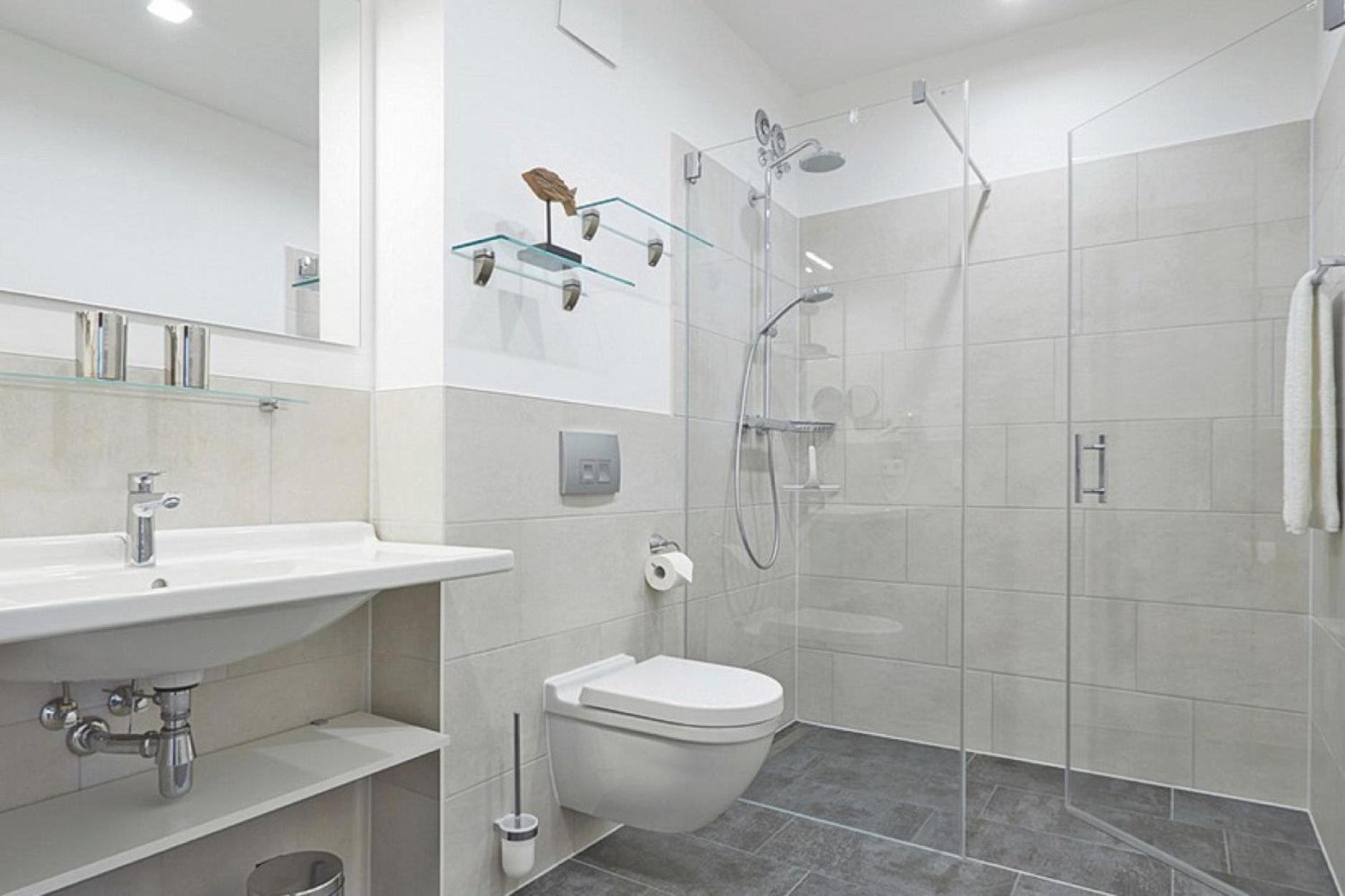 Börgerende-Rethwisch Aparthotel Waterkant Suites - Fewos Am Meer Mit Spa الغرفة الصورة